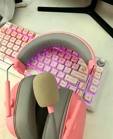 Pink Over-Ear Gaming Headset with Microphone - Lightly Used Bluetooth Pink Cat Themed Keyboard
