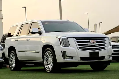 Cadillac Escalade Platinum 2015 | GCC Specs | Pristine Condition