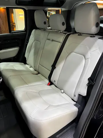 صورة مصغرة 18 لـ 2026 LAND Rover DEFENDER