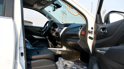 2025 Nissan NAVARA — фото 13