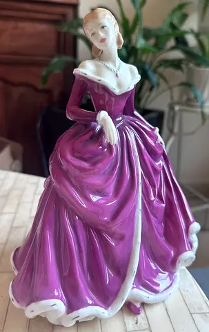 Porcelain figure