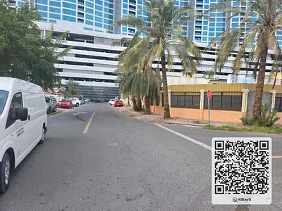 فرصة استثمارية | فيلا زاوية على 3 شوارع بقيمة الأرض | القطعة الثانية من كورنيش عجمان | تصريح بناء G+3 | موقع تجاري مميز | إمكانية التطوير إلى برج مرتفع