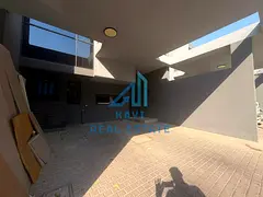 Townhouse /sangil row in gated commanty