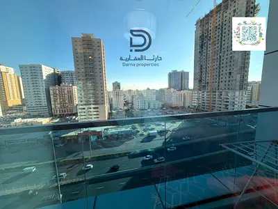 3 غرف وصالة + غرفة خدامة / اطلالة مفتوحة بالكامل / مساحة كبيرة / تملك حر / موقع جيد