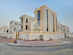Corner villa, no fees, ready to move in, 5 bedrooms