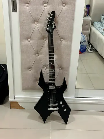 HARLEY BENTON GUITAR FOR SALE