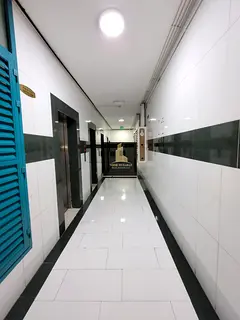 30 Days Free!!! Neat & Clean 1bhk With 1 Washroom Six Payments Only In 33k Very Close To Dubai Exit 