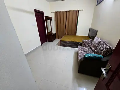 MASTER ROOM AVAILABLE