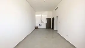 LUXURY & SPACIOUS APARTMENT FOR RENT | MODERN AMENITIES | PRIME LOCATION | STRICTLY FOR FAMILY | REA