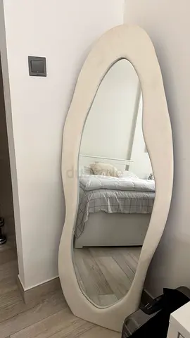 Full Length Mirror with FREE Umbrellas