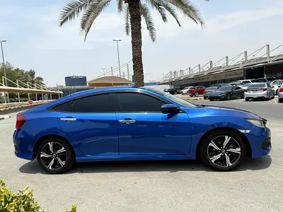 2018 Honda CIVIC — фото 15