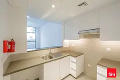 With Maids Room | Vacant | Corner Apartment — 2