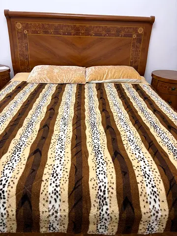 Urgent wood king-bed for sale