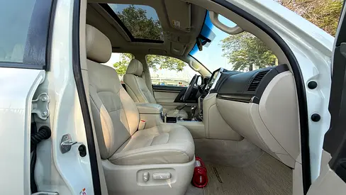 2019 Toyota LAND CRUISER 照片 15