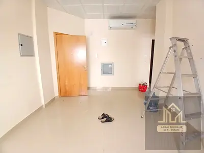 LOOKING LIKE A BEAUTIFUL APARTMENT NEAR BUS STATIOIN NEAT AND CLEAN JUST IN 28K
