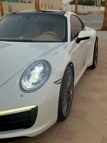 2017 Porsche 911 Carrera S | 40,300 KM | Warranty  Free Service Until 2028