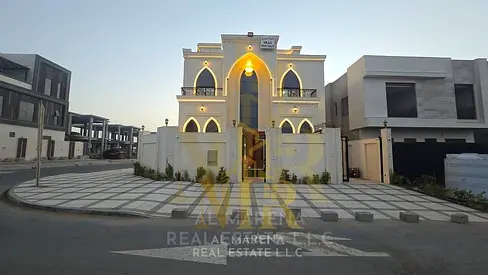 فيلا كلاسيك جديدة كورنر ، حجر كامل ، تكييف مركزى ، منطقة سكنية جميلة فيلا جديدة كورنر ، فخمة جداً ، (ارضى وأول ورووف) ، حجر كامل ، تشطيب سوبر ديلوكس ،