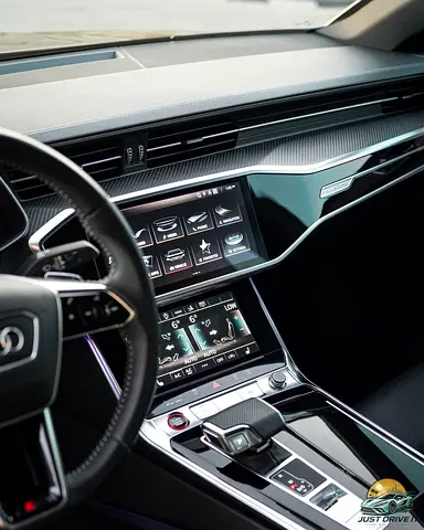 صورة 3 لـ 2021 AUDI S7