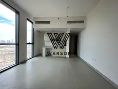 VACANT NOW | COMMUNITY VIEW | BRIGHT APARTMENT
