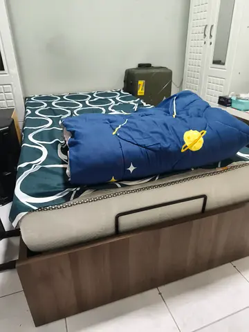 Single bed good size with hydrolic storage bed frame with mattress and bedding - good condition