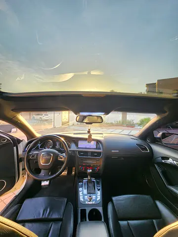 صورة 6 لـ 2011 AUDI RS5