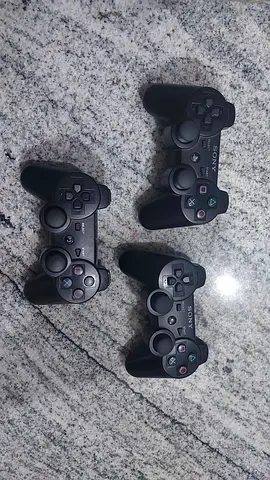 Ps3 controllers x3