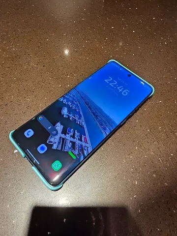 Motorola Edge 60 Fusion - Amazonite Blue with case