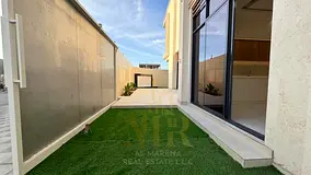 Villa for sale on a corner lot with two street frontages. Excellent finishing. Includes registration