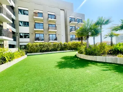 LUXURY STUDIO APARTMENT WITH HIGH QUALITY FLOORING GYM GARDEN 1 PARKING ON PRIME LOCATION CONTACT US NOW
