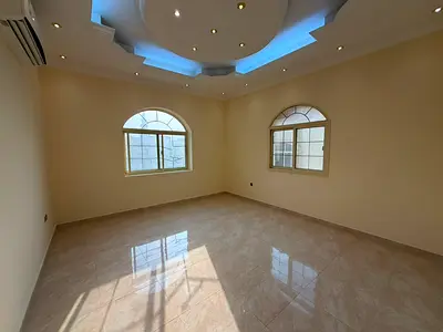 فرصة استثمارية مميزة | مبنى تجاري سكني للبيع في ليوارا، عجمان