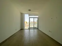 Modern Studio | Prime Location | Pool View