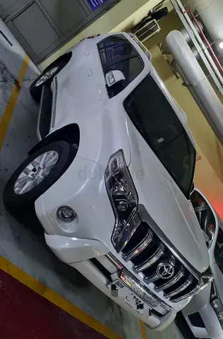 Toyota Prado VXR 2017 GCC Specs