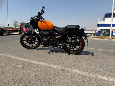 2026 Royal Enfield Meteor 350 - 1500 km Only with Warranty + Service Included