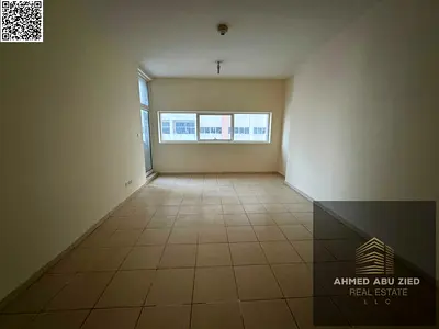 باركن - جيم - مسبح - حديقة - غرفة نوم ماستر - صالة واسعة - مطبخ امريكي - بلكونة - خزائن الحائط - 2 حمام - تكييف مركزي - قريب من الخدمات و كورنيش عجمان
