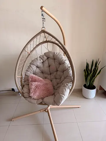Indoor / Outdoor Seated Swing