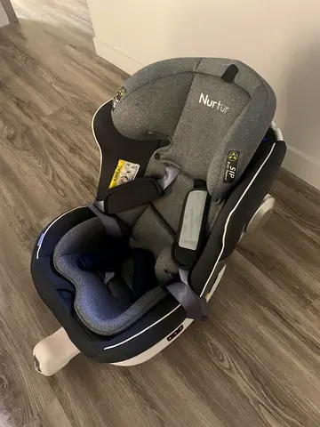 Baby Car Seat in excellent conditions!!!
