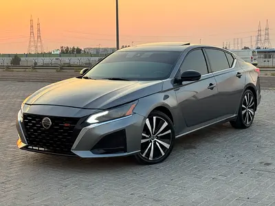 Nissan Altima SR 2020 Full Option 1/1 First Owner Two Keys Super Clean Car