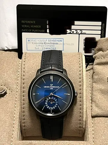 Girard-Perregaux blue moonphase
