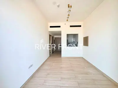Spacious 1 BR | Hot Property | Ready to Move