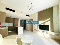 One Bed with Pool View | Vacant