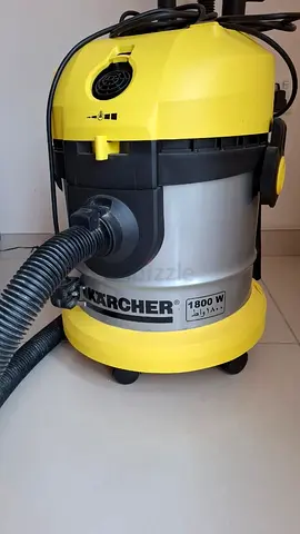 Dubai - Al-Muraqqabat / Used / Kärcher VC 1800 Dry Vacuum Cleaner