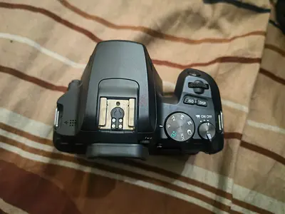 Canon EOS 250D DSLR with Flip-Out LCD - Good Working Condition with 18.55 kit lens 75-300mm 50mm.1.8