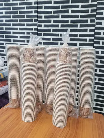 MOVING OUT SALE: Bulk pack of disposable paper coffee cups - unused