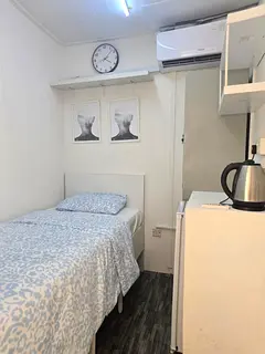 Cozy Private Room with attached Washroom, MALE Professionals Only- JVC - Aed 2,200 PM incl all bills