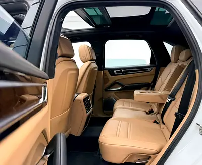 2018 Porsche CAYENNE — миниатюра 17