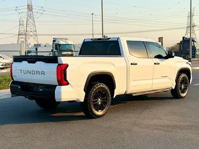 2022 Toyota TUNDRA photo 18