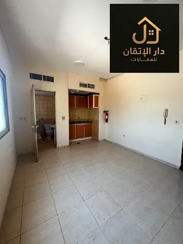 استوديو للإيجار السنوي في البوطينة | تكييف مركزي | 4 دفعات | سعر مميز