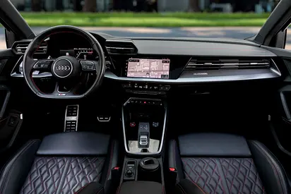 صورة 8 لـ 2023 AUDI S3