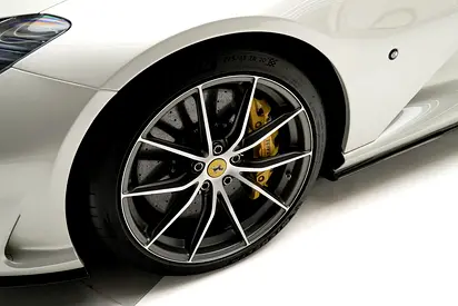 2023 Ferrari 812 GTS — миниатюра 15
