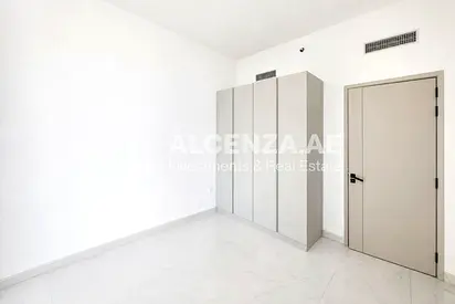 Brand New | Close to Metro | Ready to Move